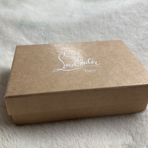 Christian Louboutin "Loubicollar” Empty Box Sticker Attatched - Picture 2 of 4